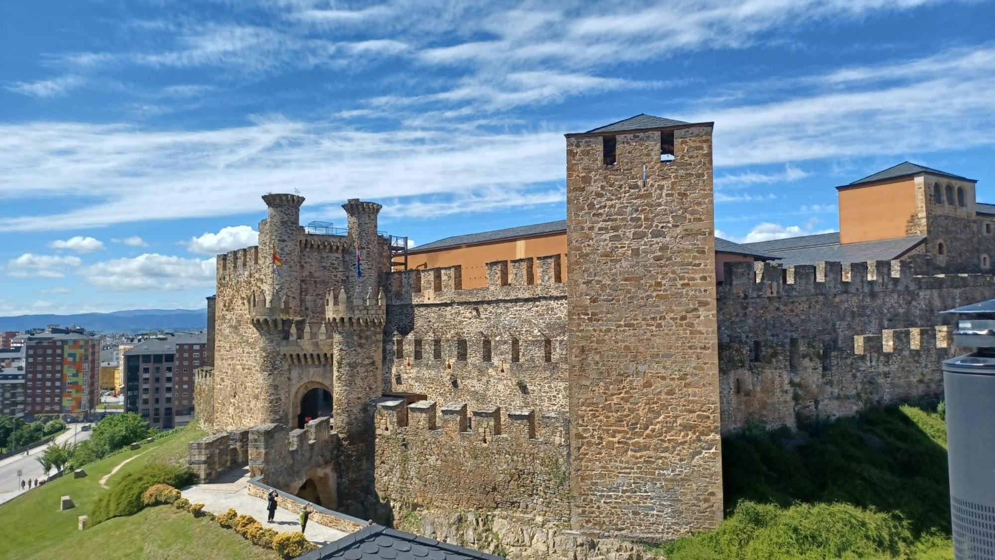 Apartamento Castillo Ponferrada. 外观 照片